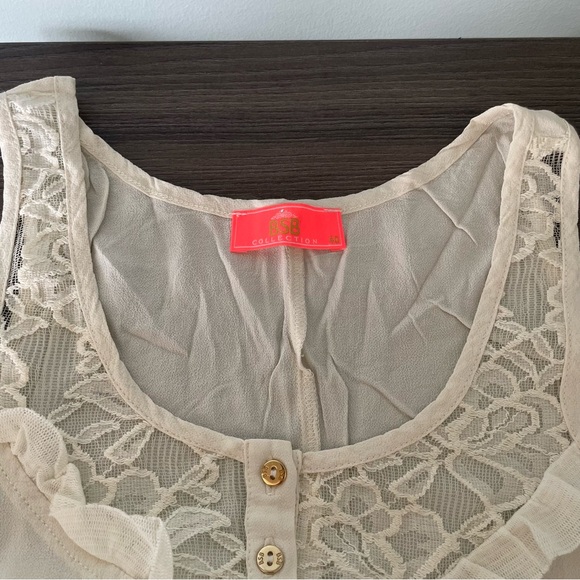 BSB Fashion Off White Cream / Beige Sleeveless Layered Lace Top - Picture 8 of 9